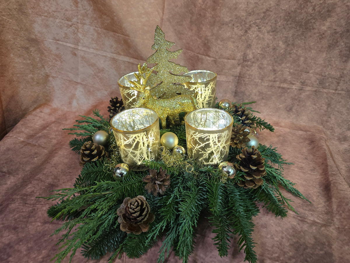 8013 Raw wreath fresh fir, eucalyptus and cones, size M