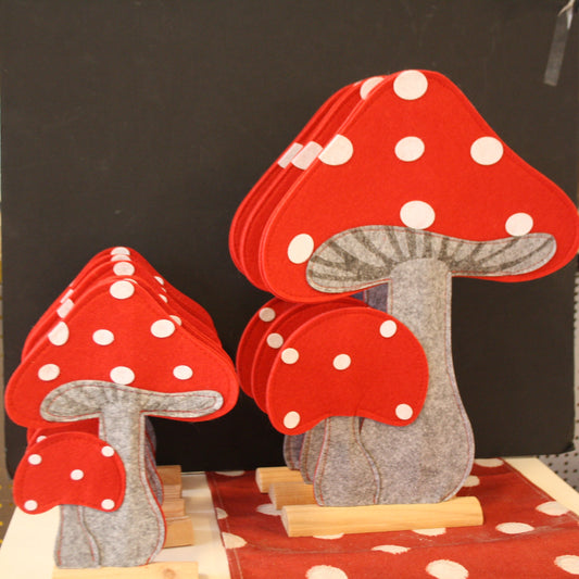 8081 Filzpilz in 2 Größen