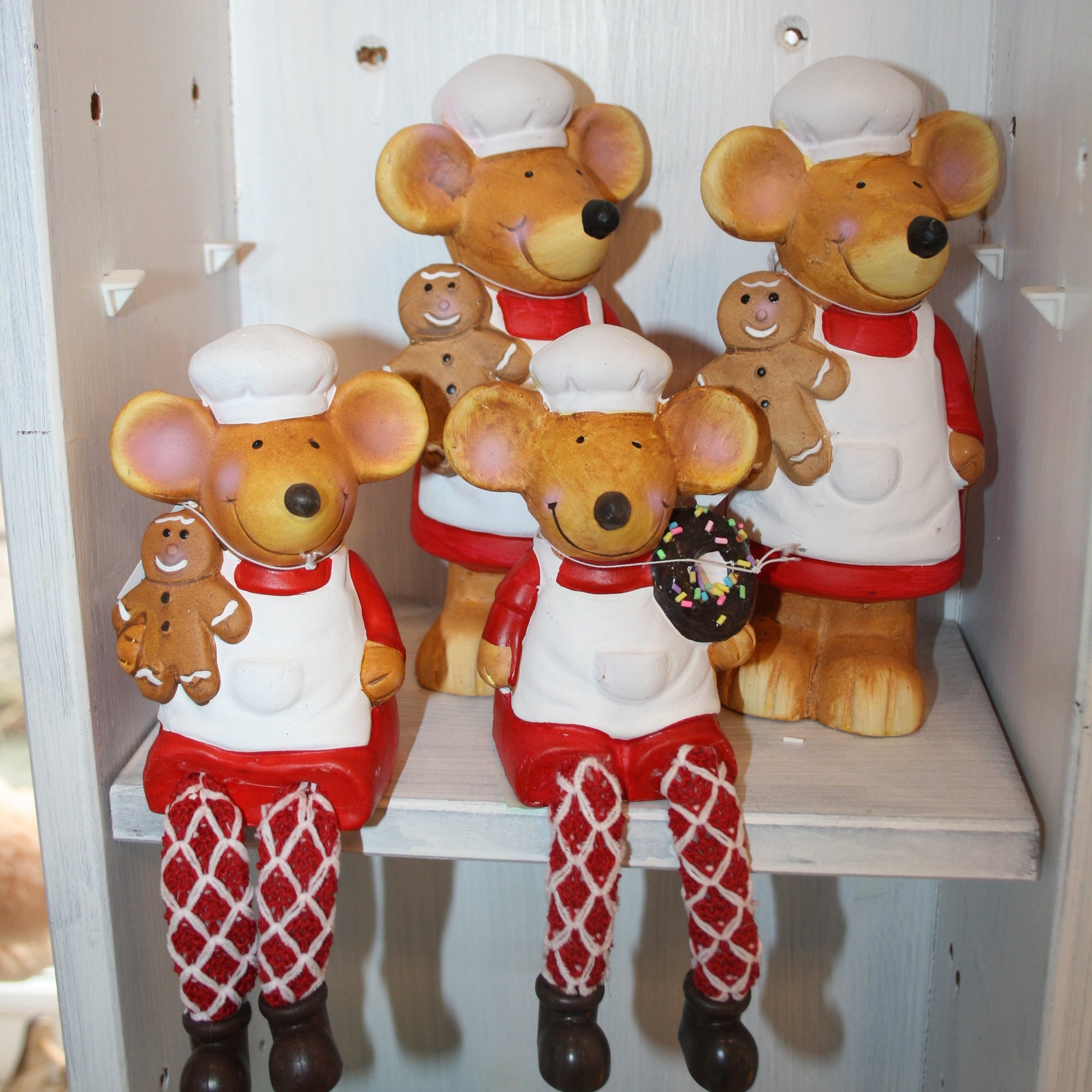 8084 Weinachtsbäckerei Mäuse