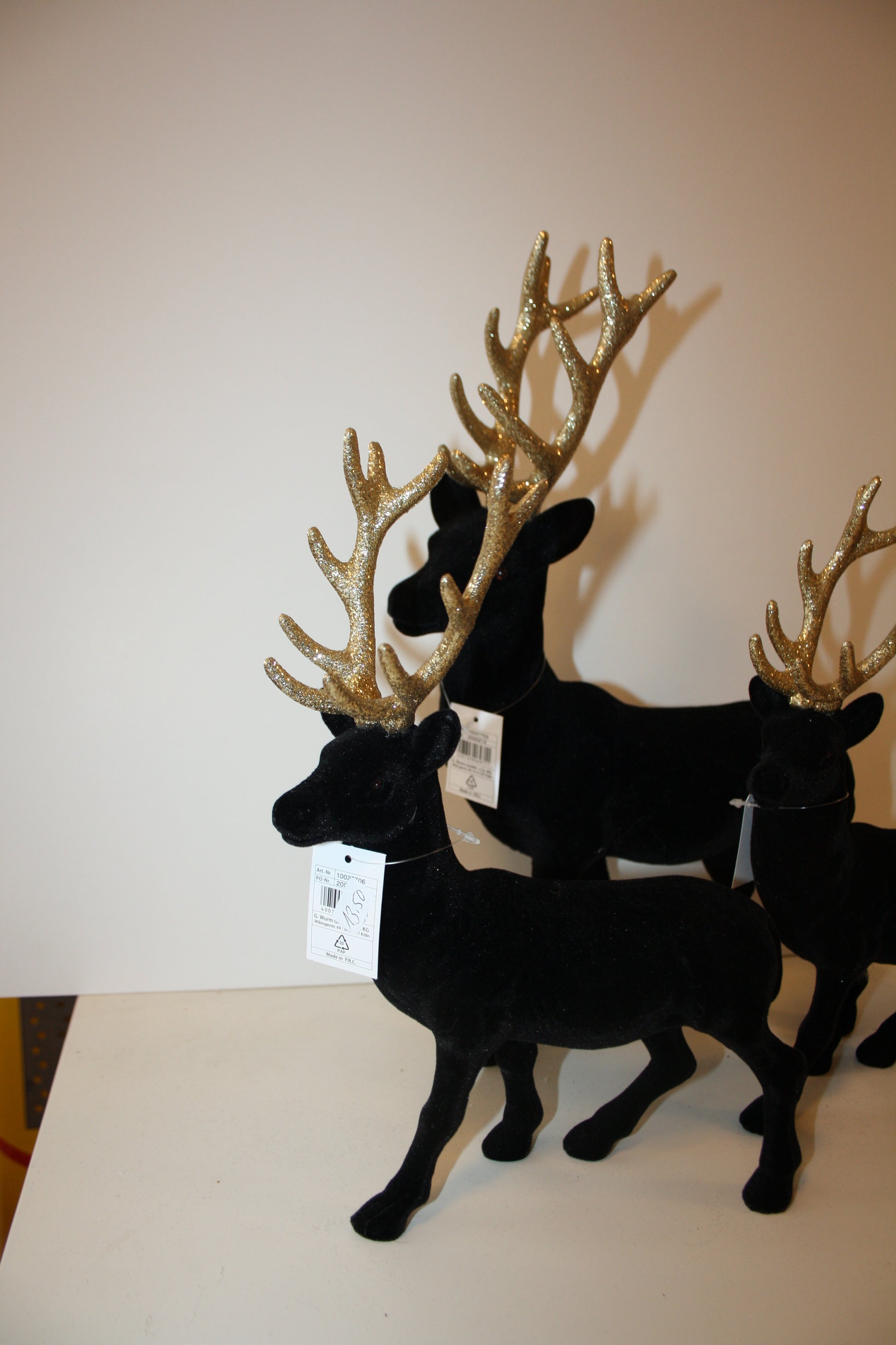 8048 Hirsch scharzgold 2 Größen