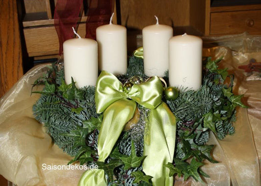 8010 Adventskranz creme große Schleife verschiedene Farben