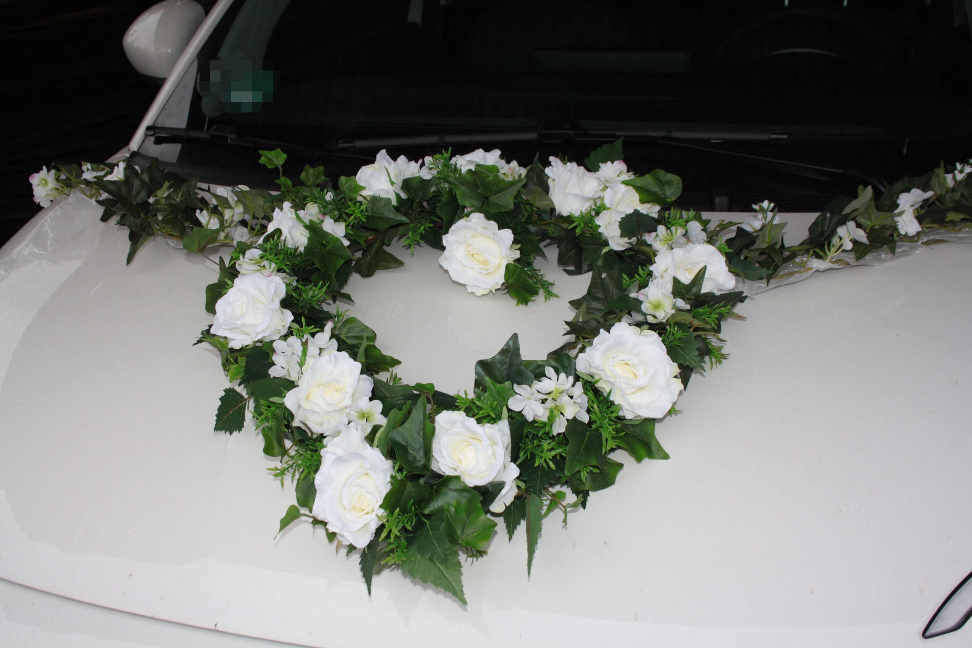 Autoherz wuschig mit Seitenarmen Rosen