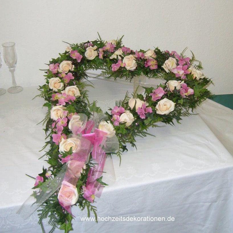 Autoherz mit Ranke unten