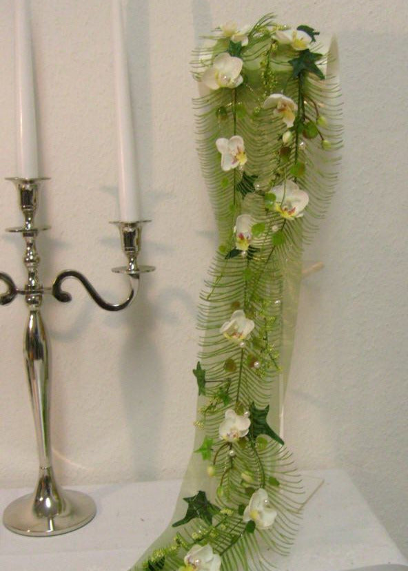 1044 Bandstrauss Luftikus