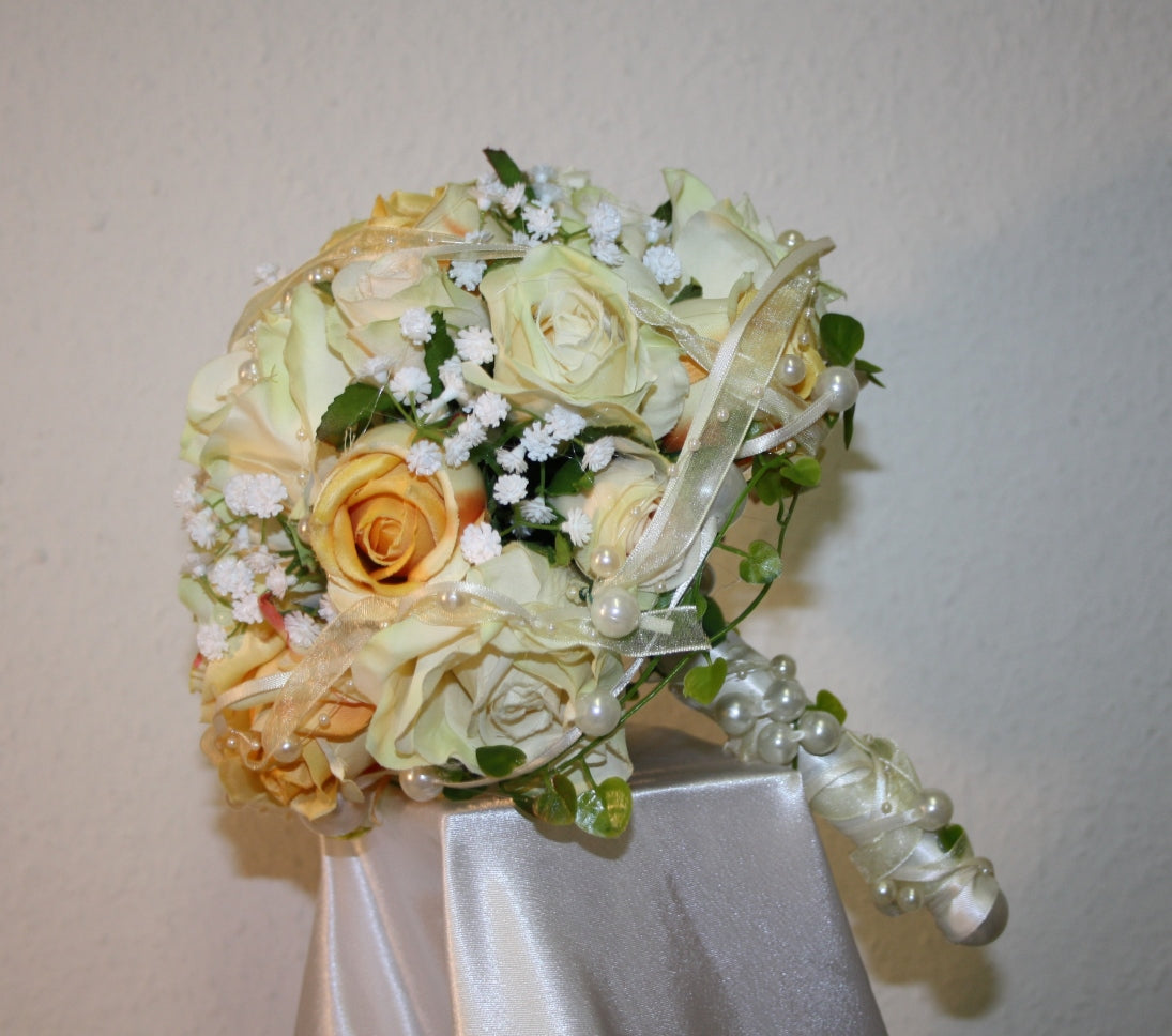 1018 Rosenkugel Perlentraum