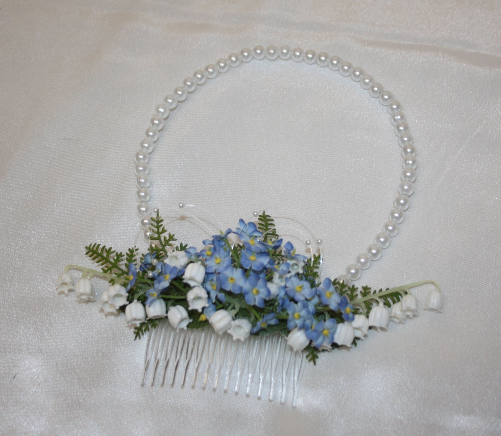 4009 Haarschmuck Maiglöckchen mit Perlen