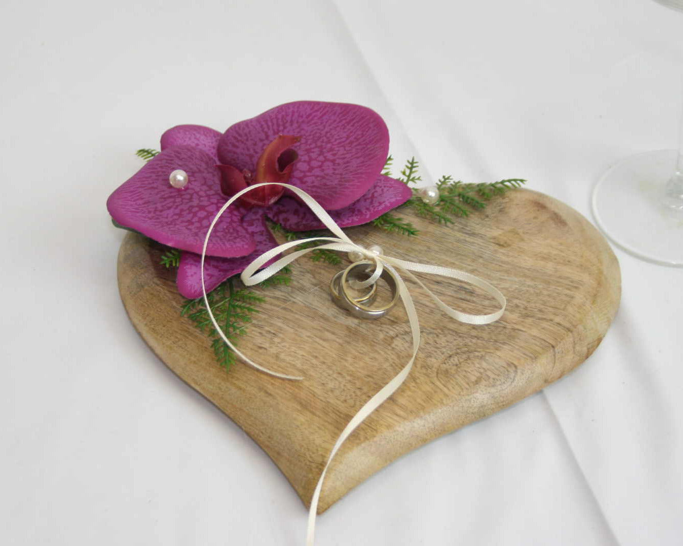 Ringherz Mango mit Orchidee