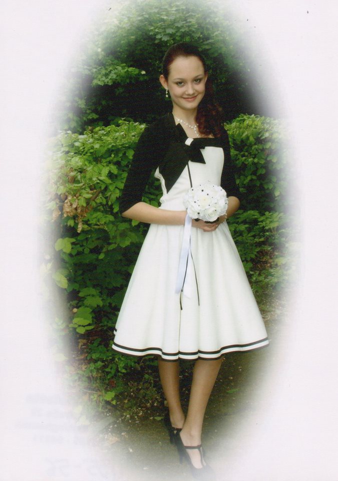 1075 Rosenkugel mini schwarzweiss