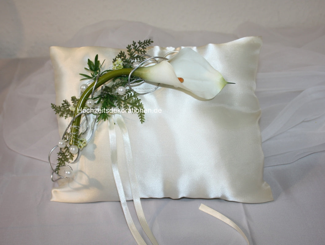Ringkissen Calla mit Silber