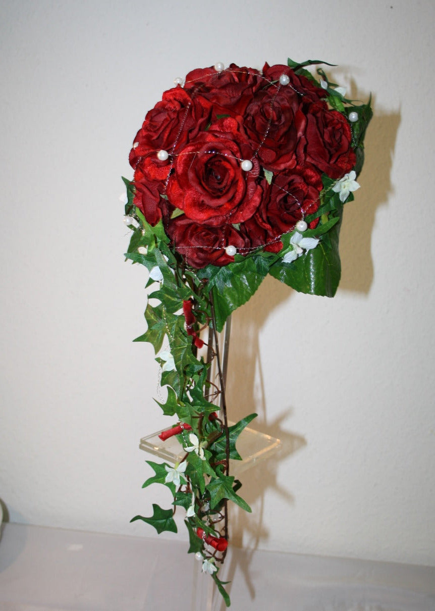 1074 Rosenkugel mit Ranke rot