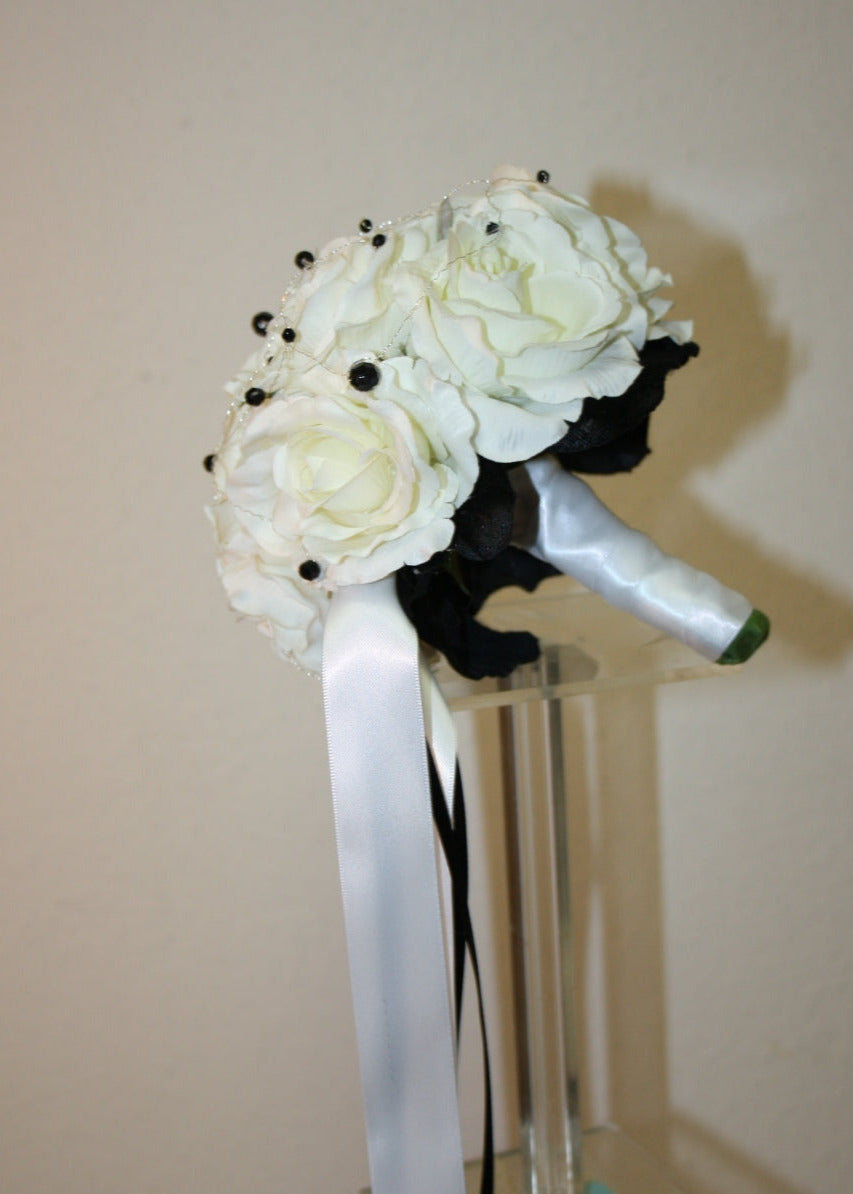 1075 Rosenkugel mini schwarzweiss