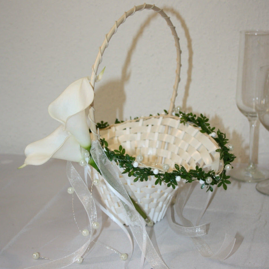 Streukorb Callas, Ranken und Perlen