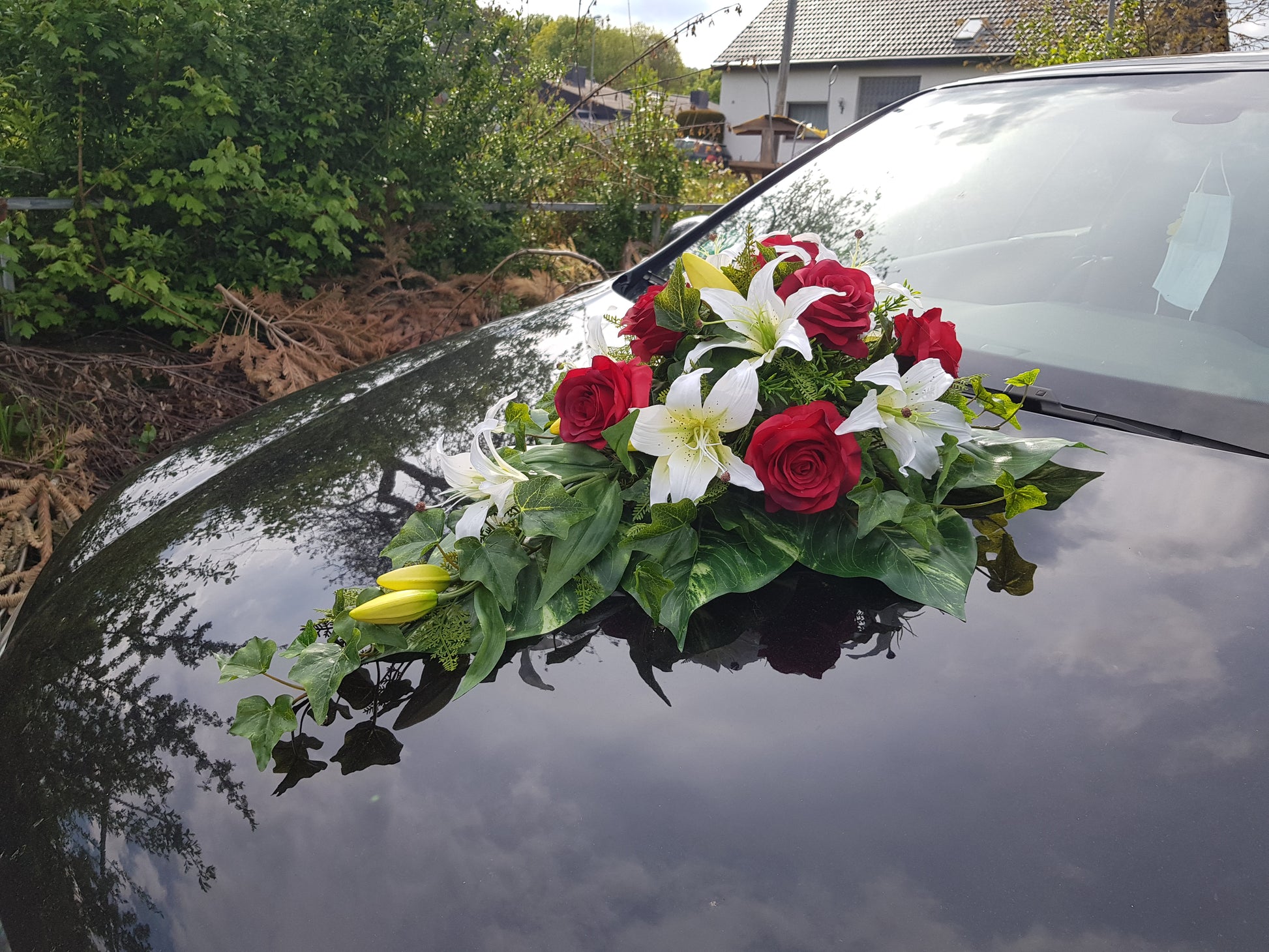 Autoschmuck Lilien modern