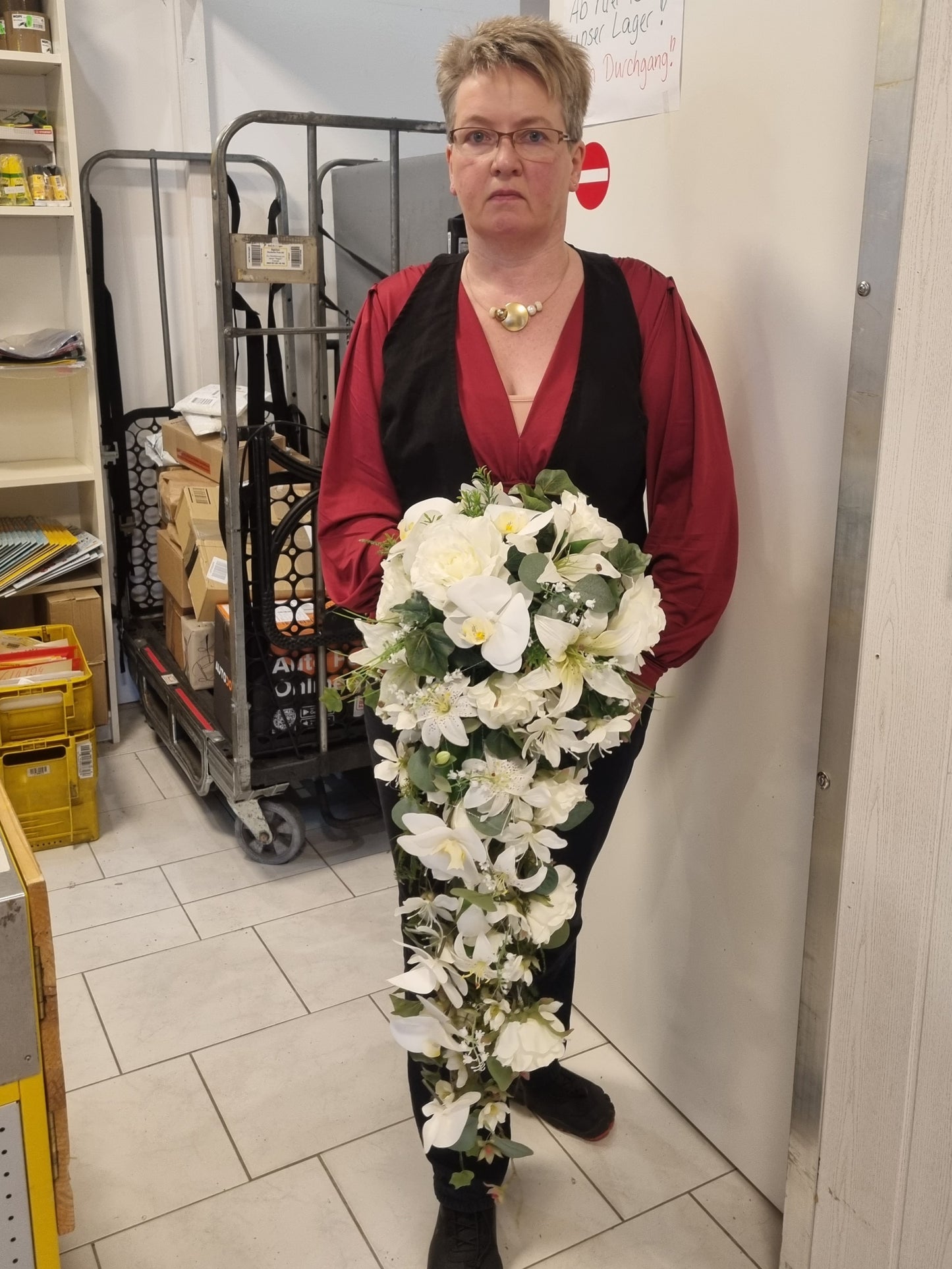 #1048 Brautstrauss XXL Diana weiß/ cremeweiß