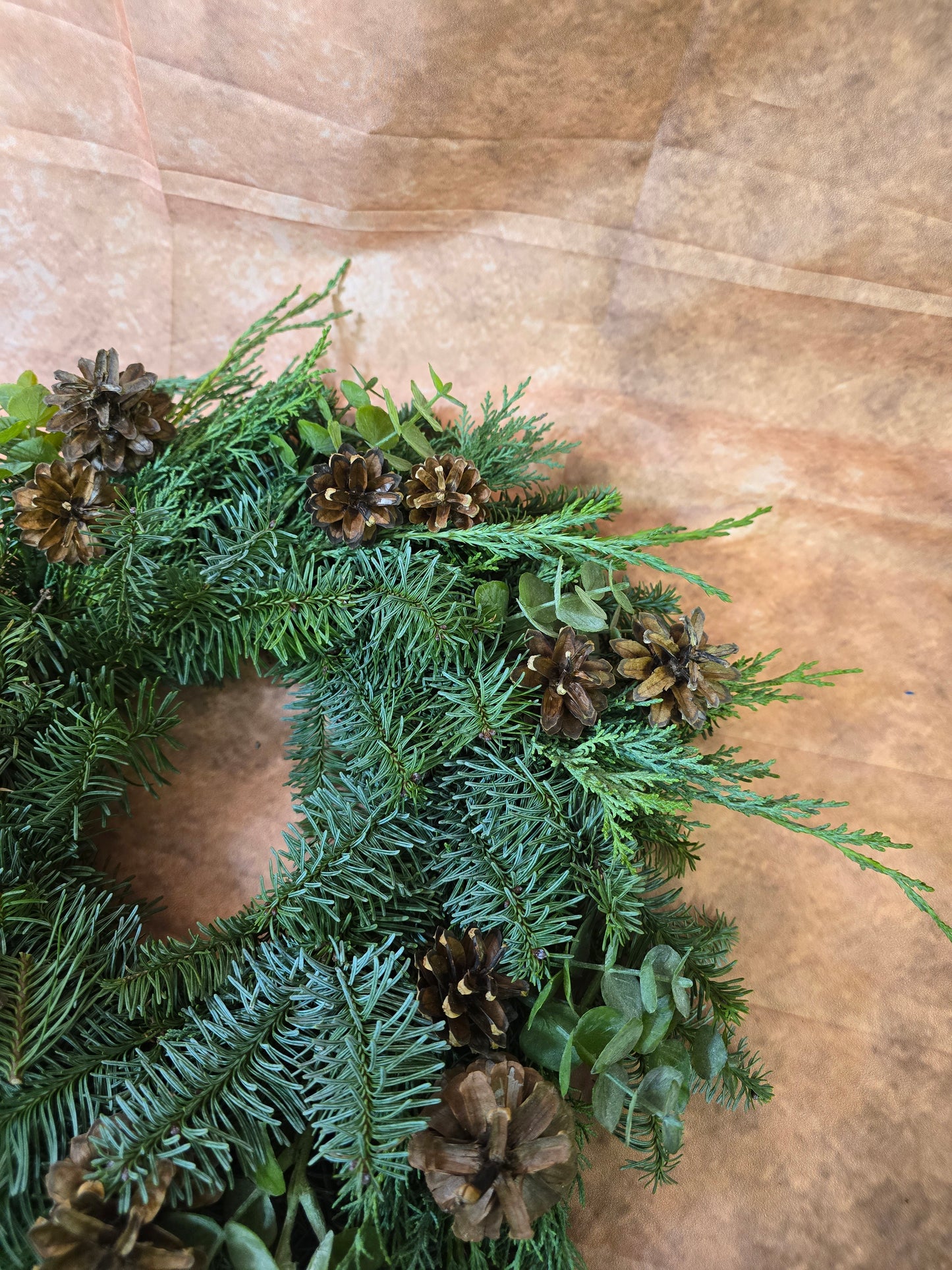 8014 Rohkranz frische Tanne Eukalyptus und Zapfen Gr s