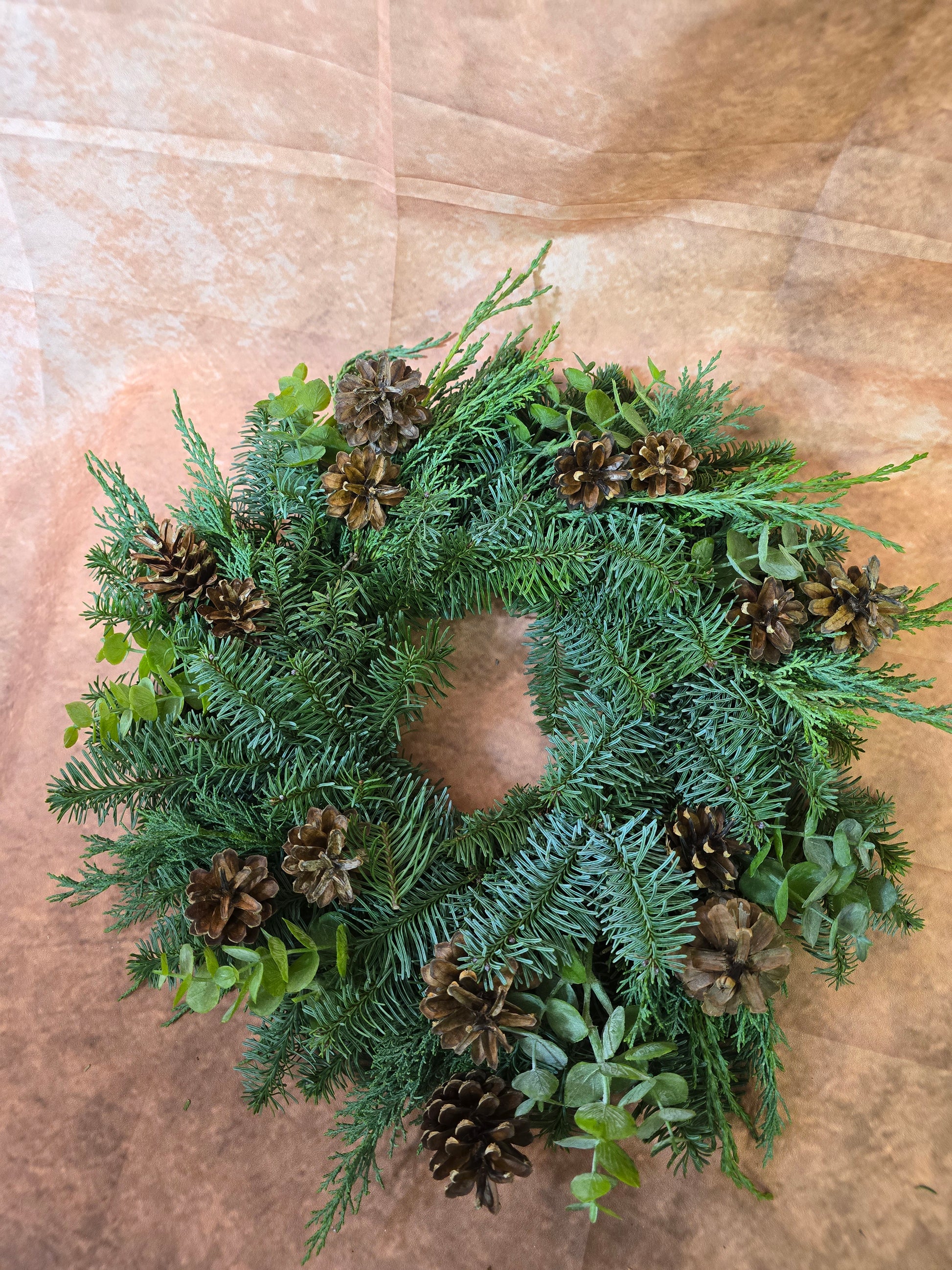 8014 Rohkranz frische Tanne Eukalyptus und Zapfen Gr s