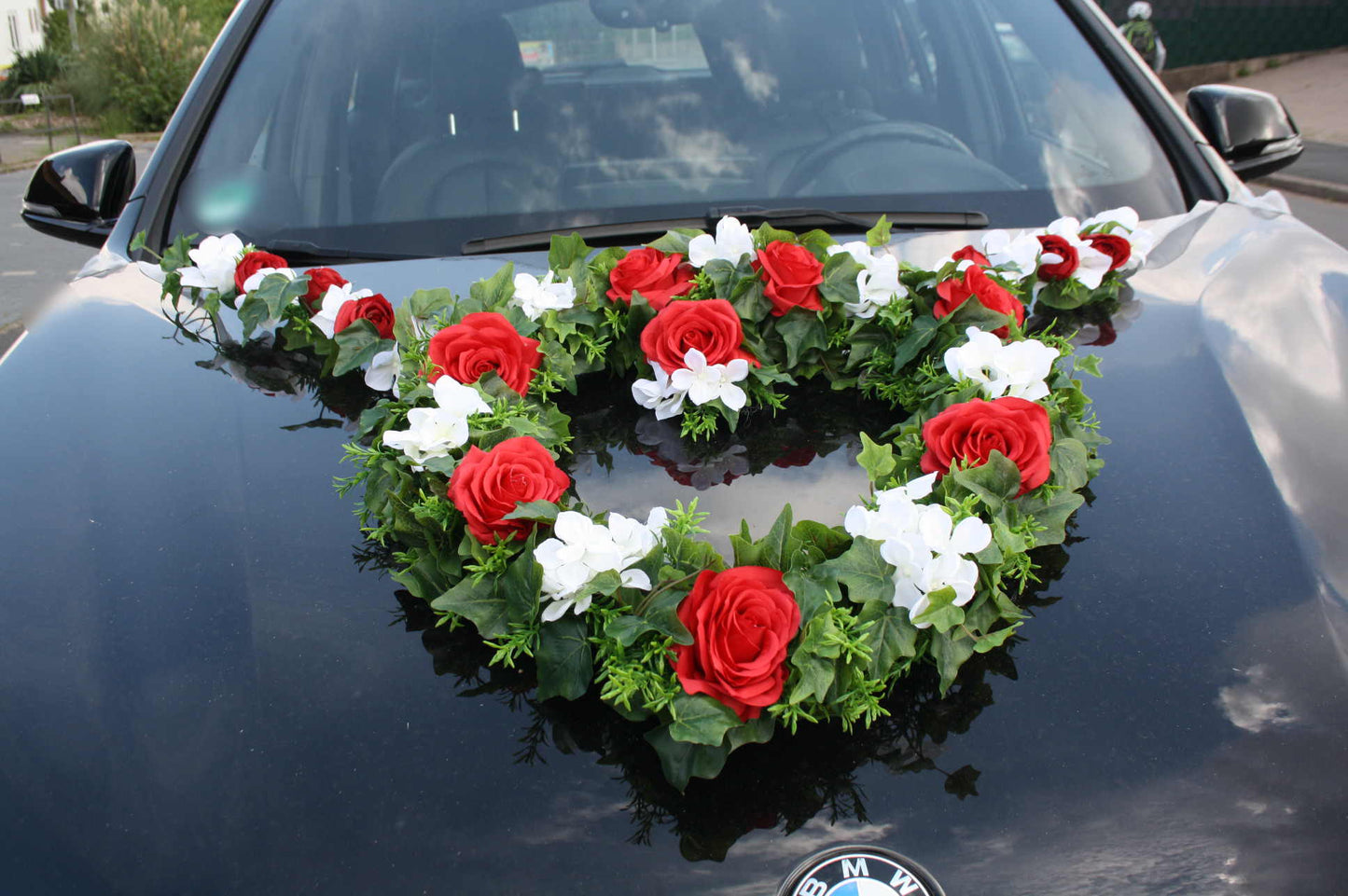 Autoherz wuschig mit Seitenarmen Rosen