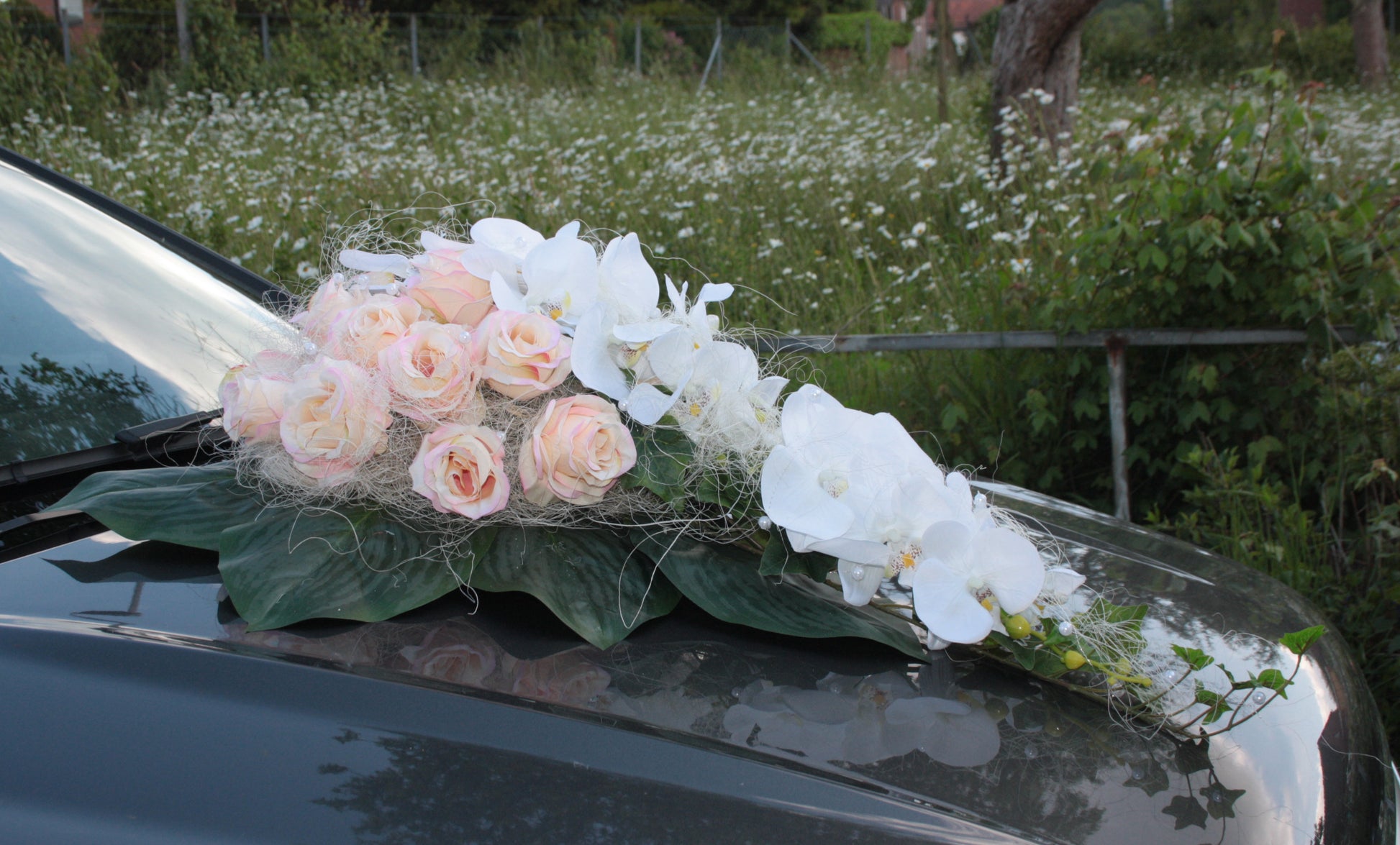 Autodeko Rosen mit Orchideen rosa boho