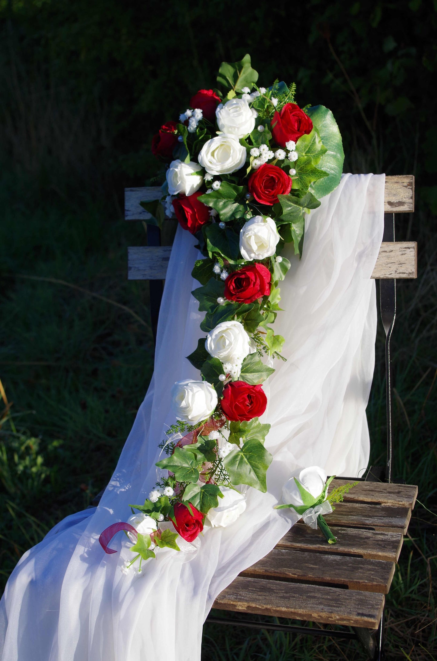 1045 Ramo de novia cascada rosas largo