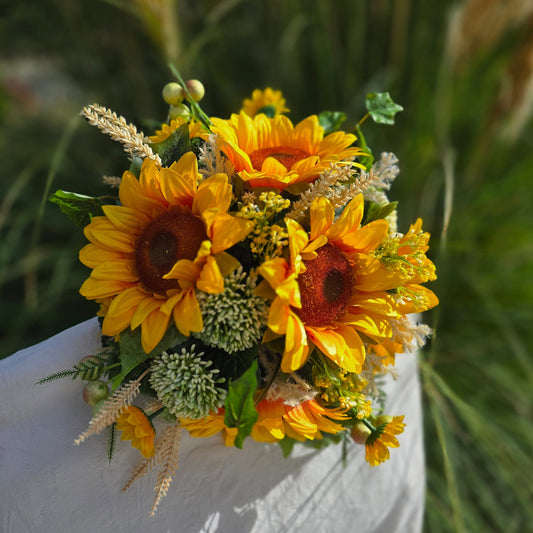 1016 Bridal bouquet sunflowers large