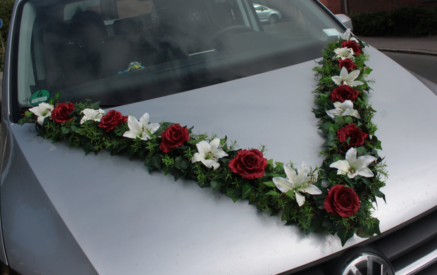 V-Girlande Lilien