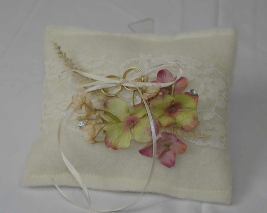 Ringkissen Wollflies Boho
