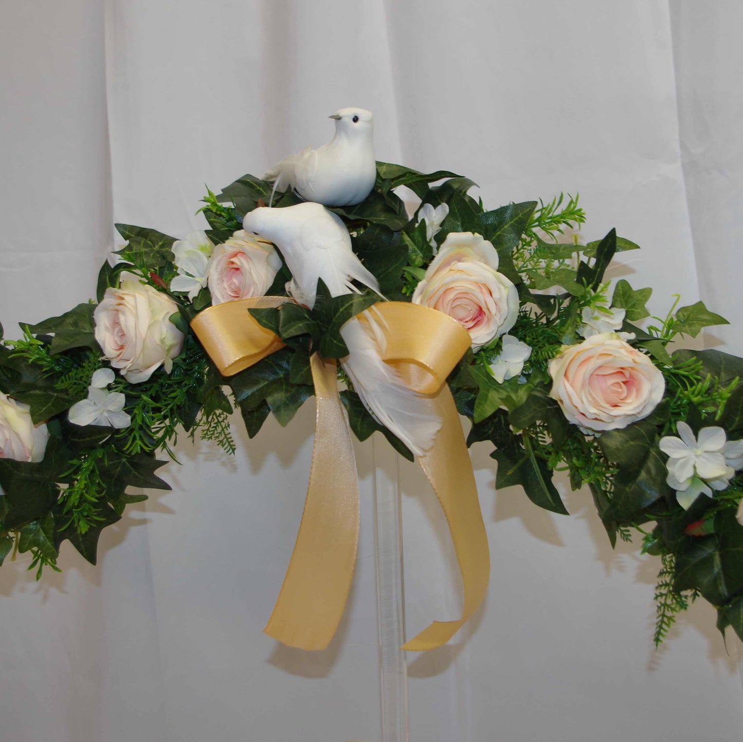 Türbogen Hochzeit Rosen und Vögel