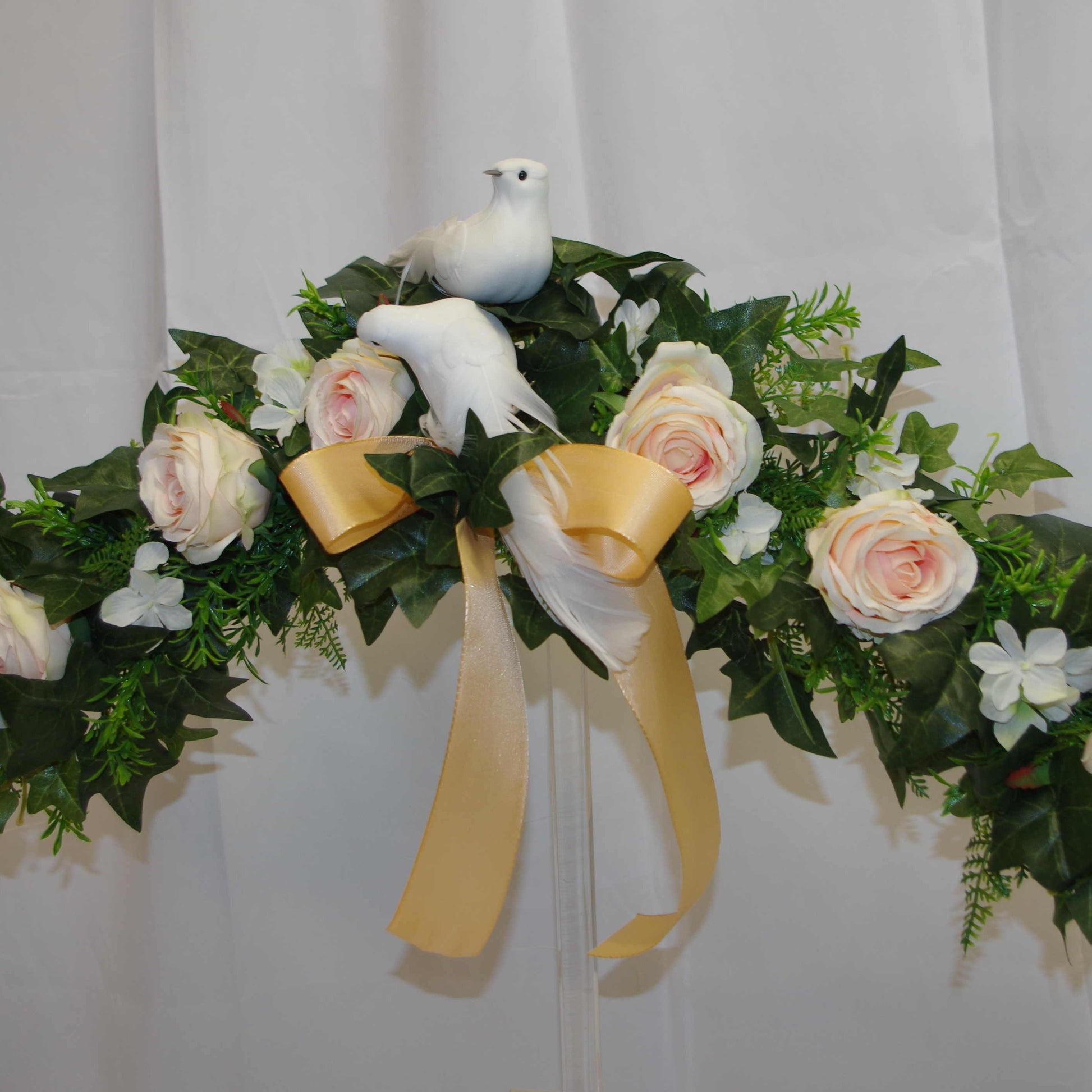 Türbogen Hochzeit Rosen und Vögel