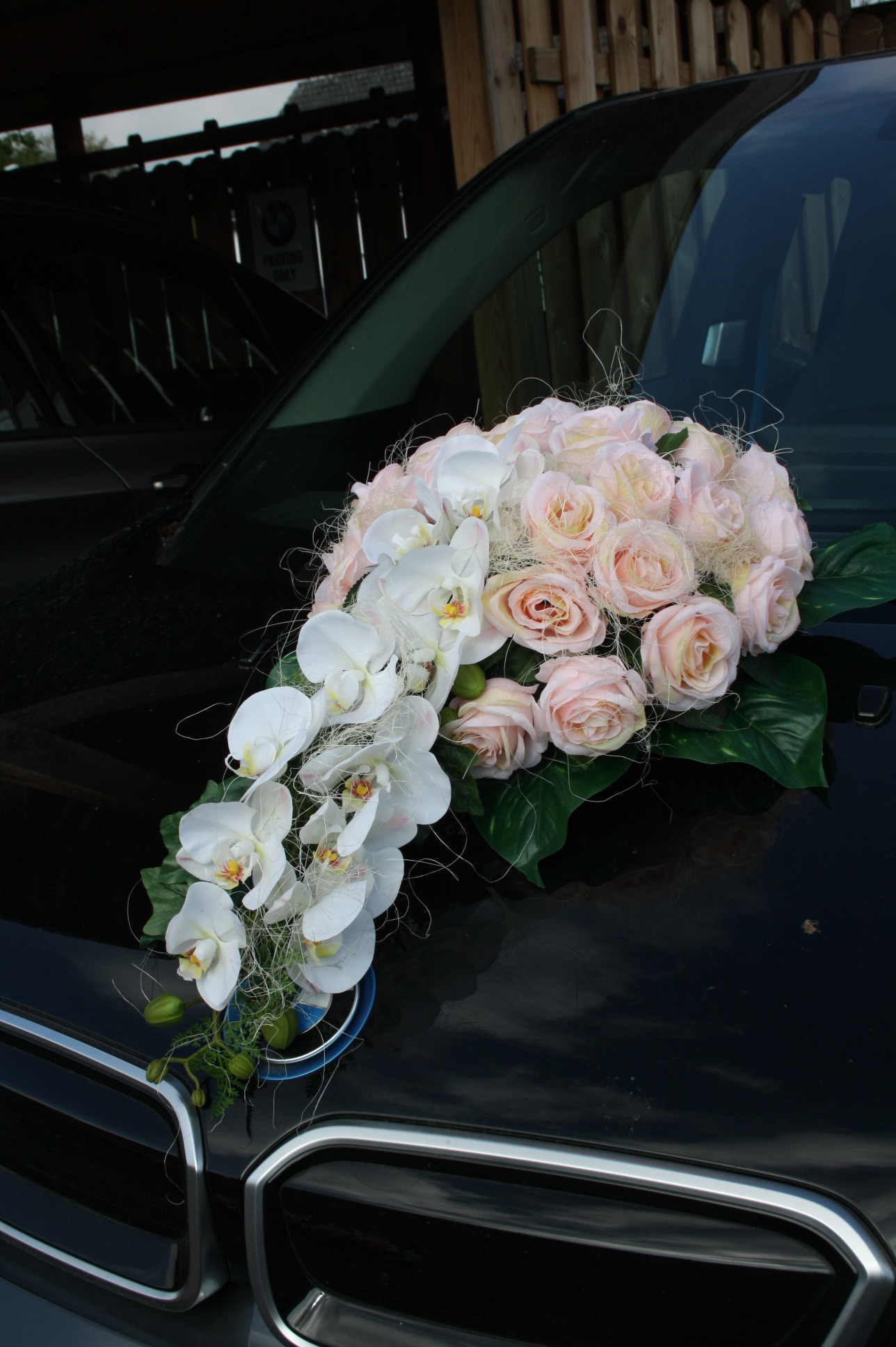 Autodeko Rosen mit Orchideen  rosa boho