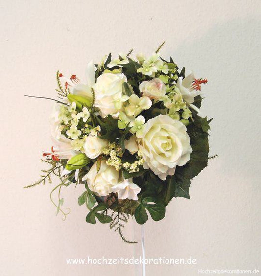 Brautstrauá Biedermeier mixed