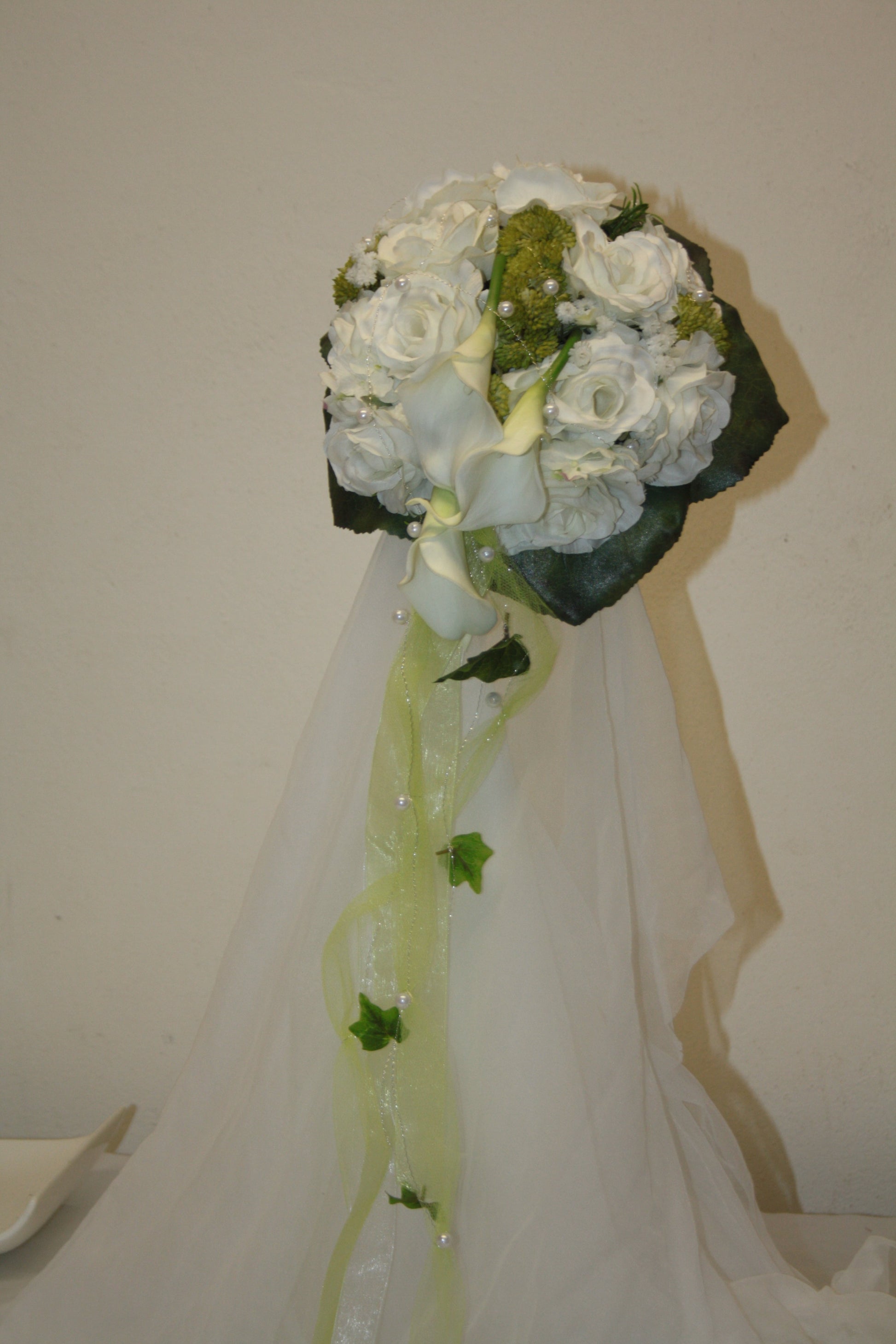 Brautstrauss Kugel mit Callas