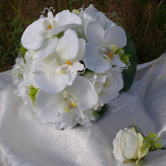 Brautstrauss Rosenkugel mit Orchideen