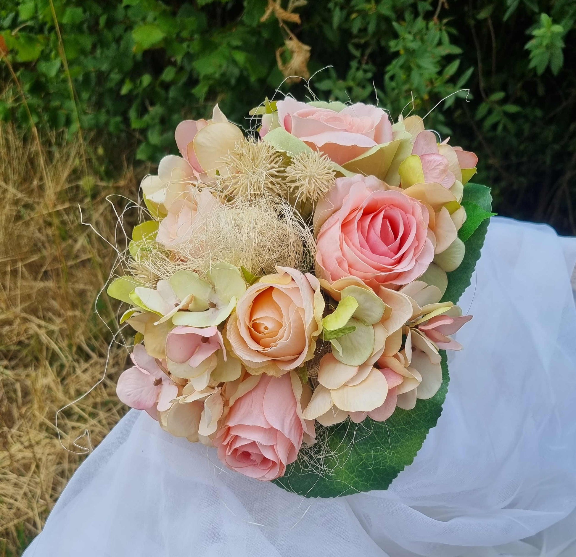 1003 Brautstrauss Boho Kugel