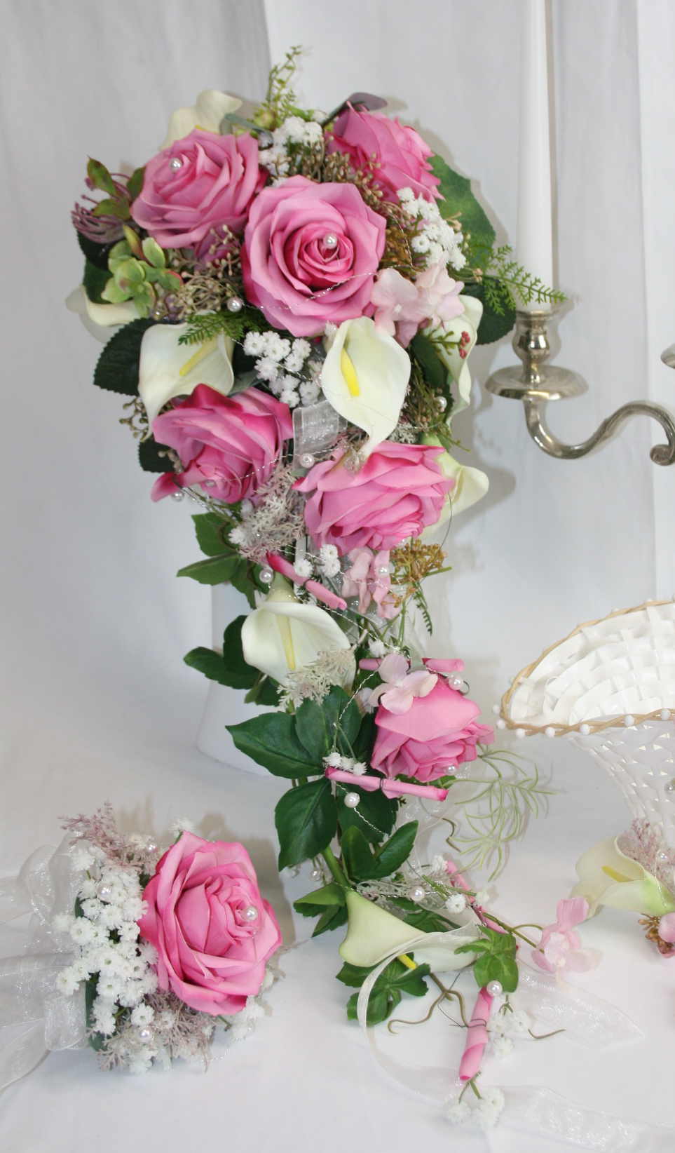 1039 Brautstrauss pretty pink mit Callas