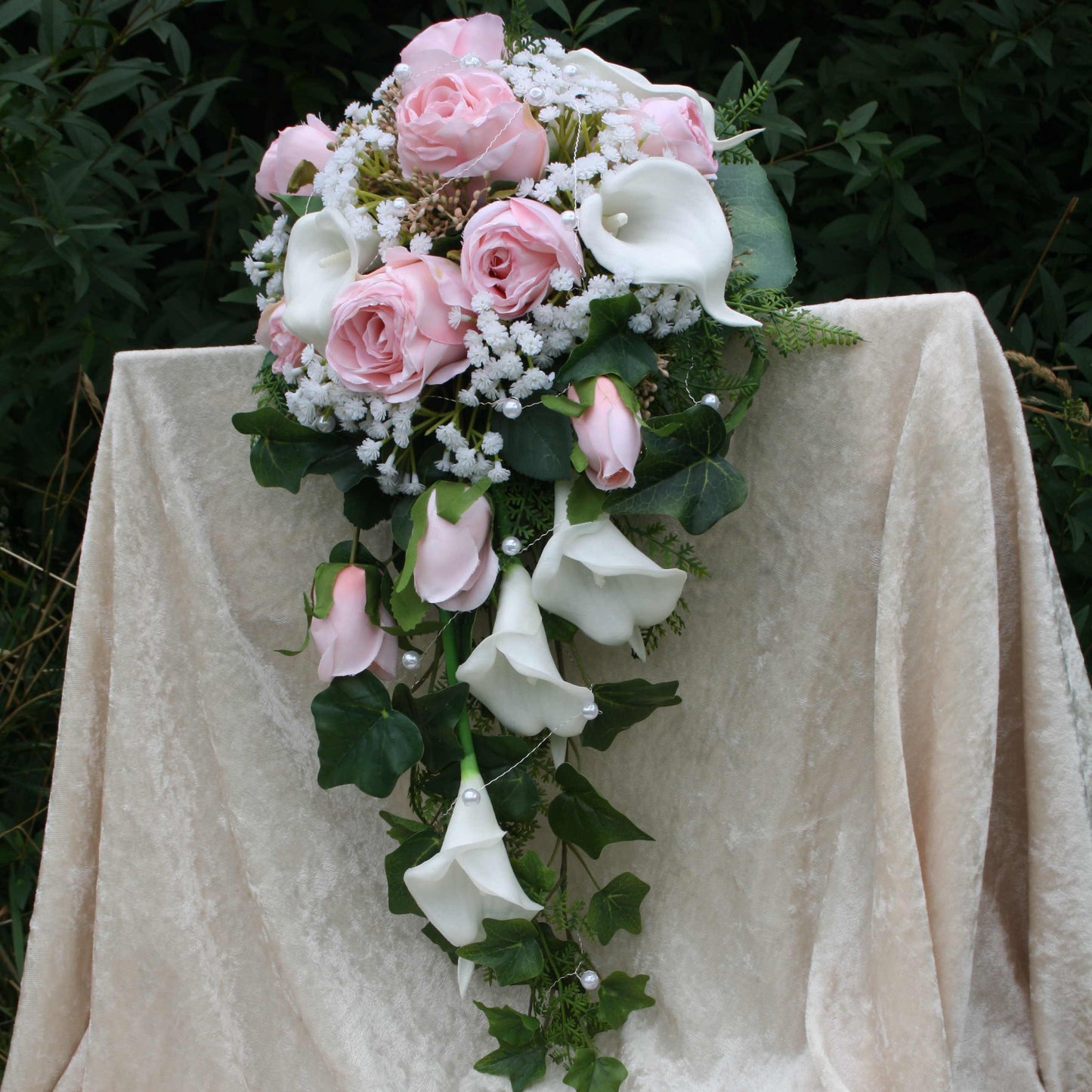 1038 Ramo de novia Calla Fairy rosa