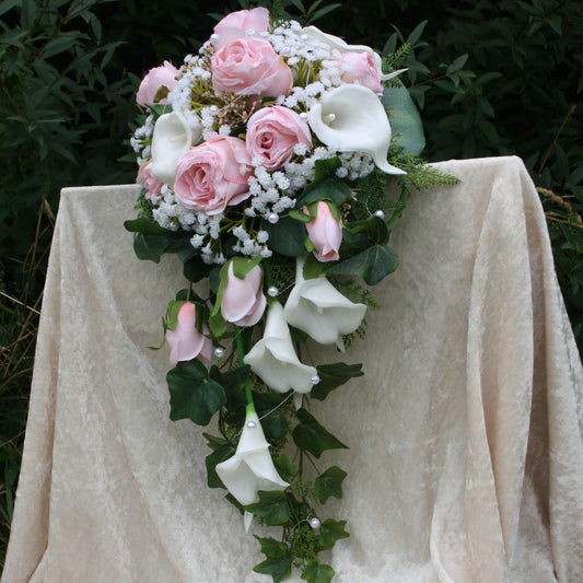 1038 Ramo de novia Calla Fairy rosa