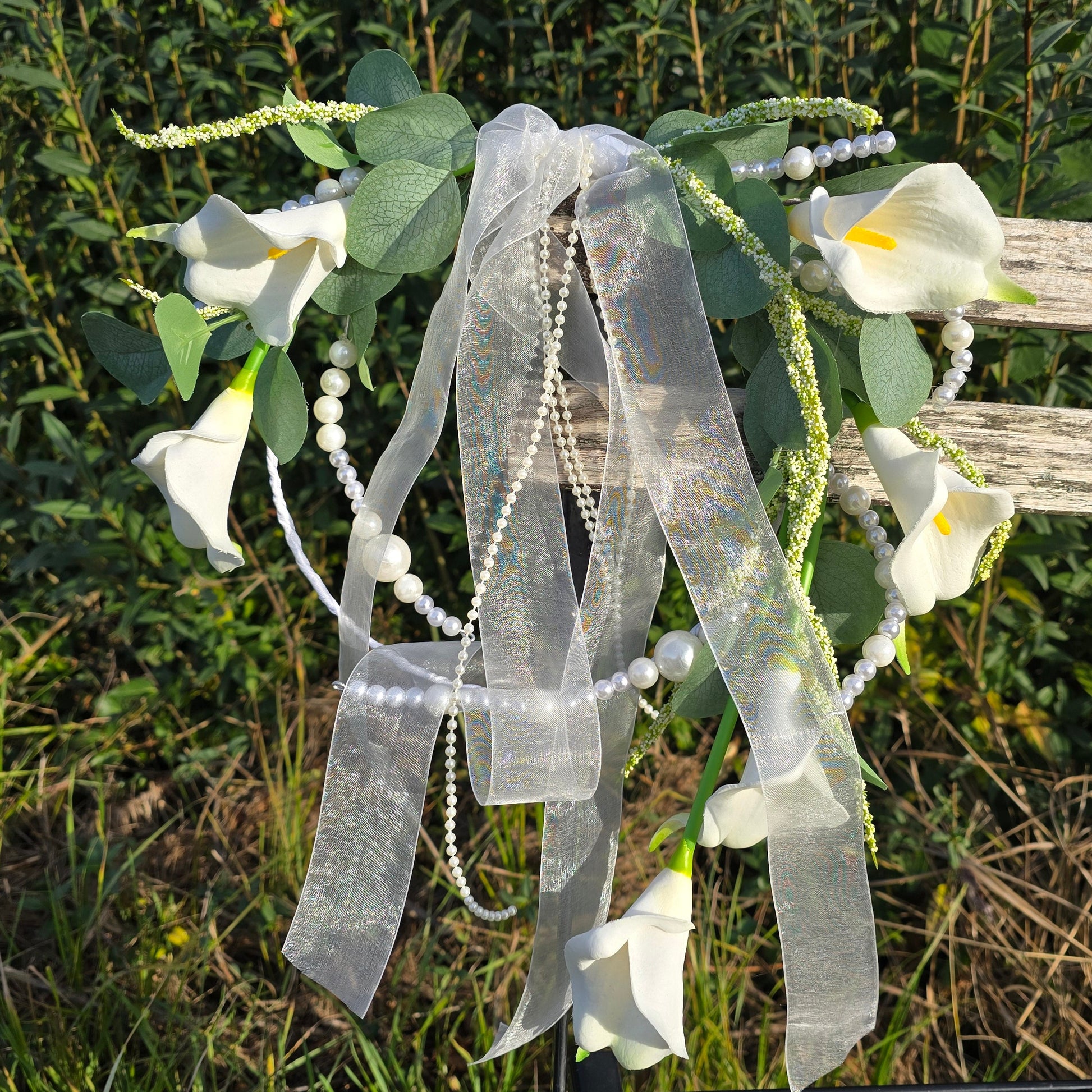 Callastrauss viele Perlen