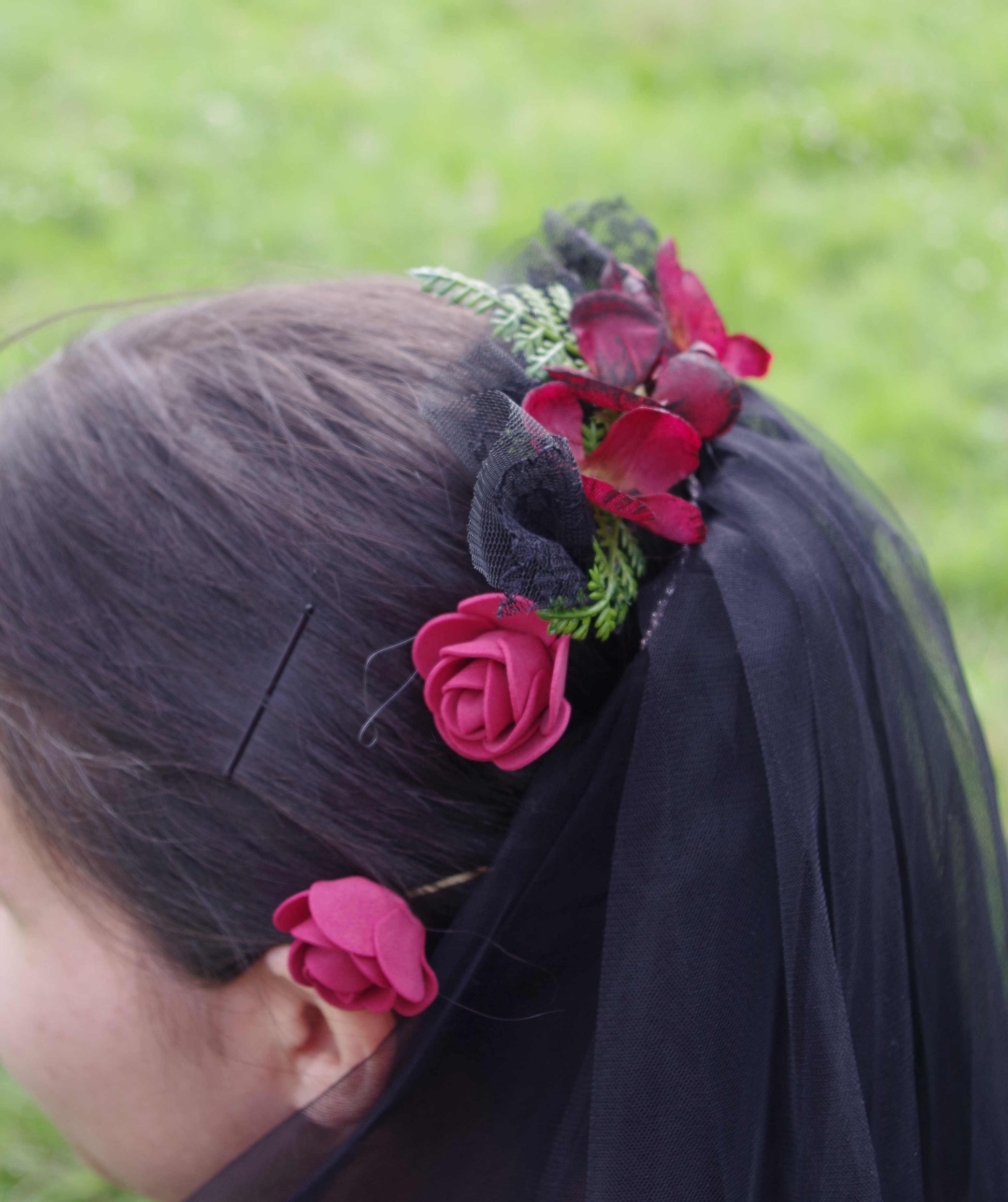 4021 Haarrosen Rot bordeaux Gothic/ Mittelalterhochzeit