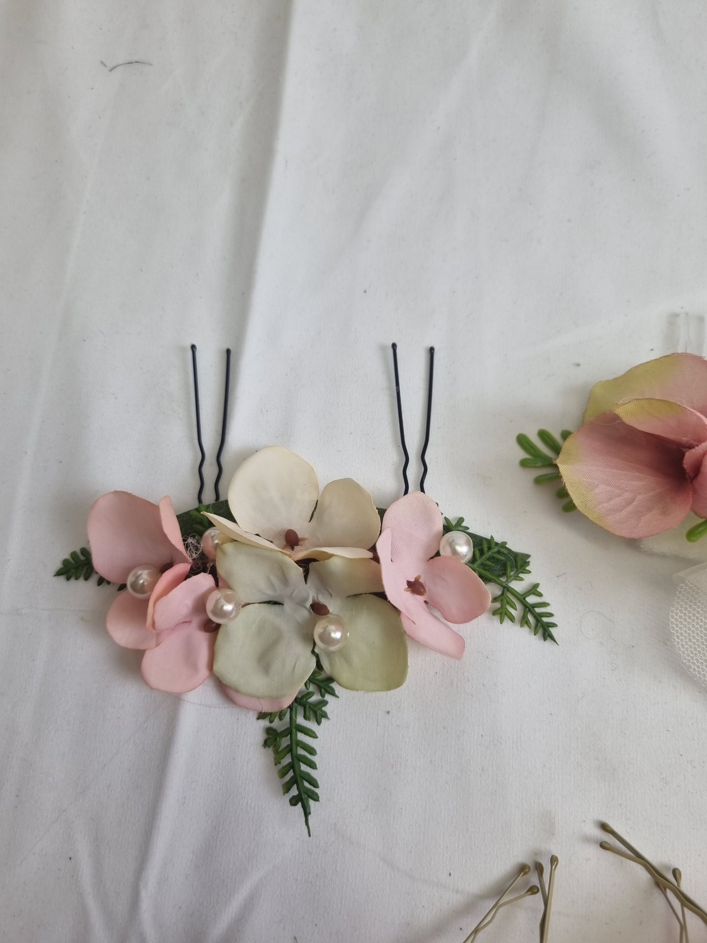 4015 Haarkamm cremerosa