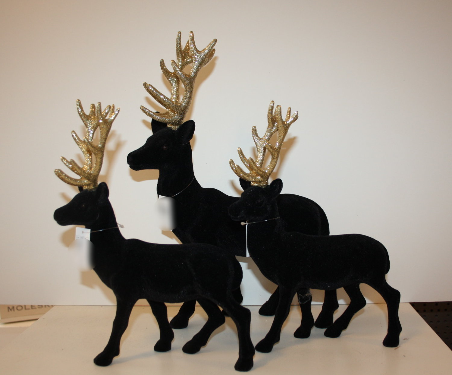 8048 Hirsch scharzgold 2 Größen