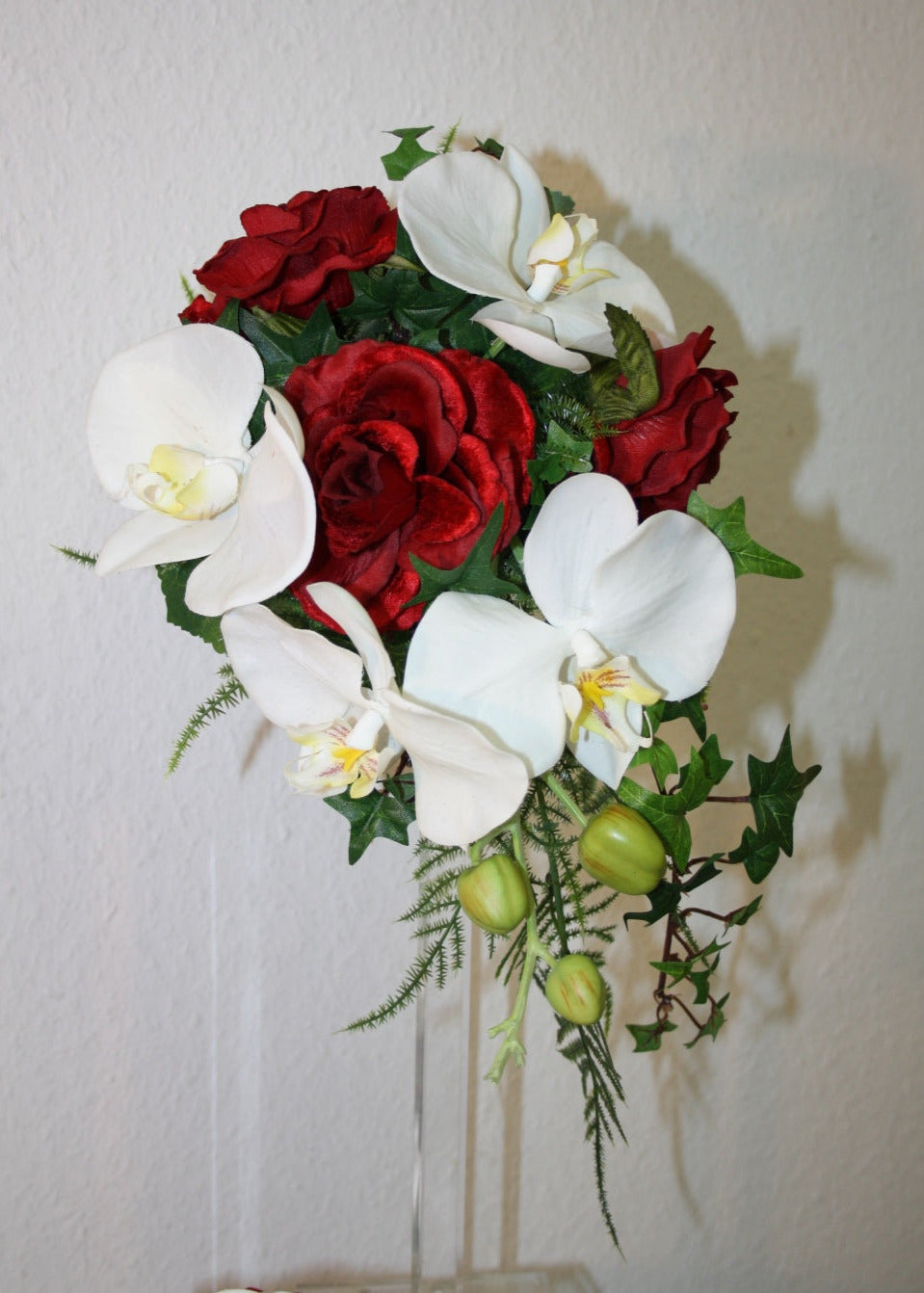 kleiner Orchideenstrauá mit Rosen Brautstrauss