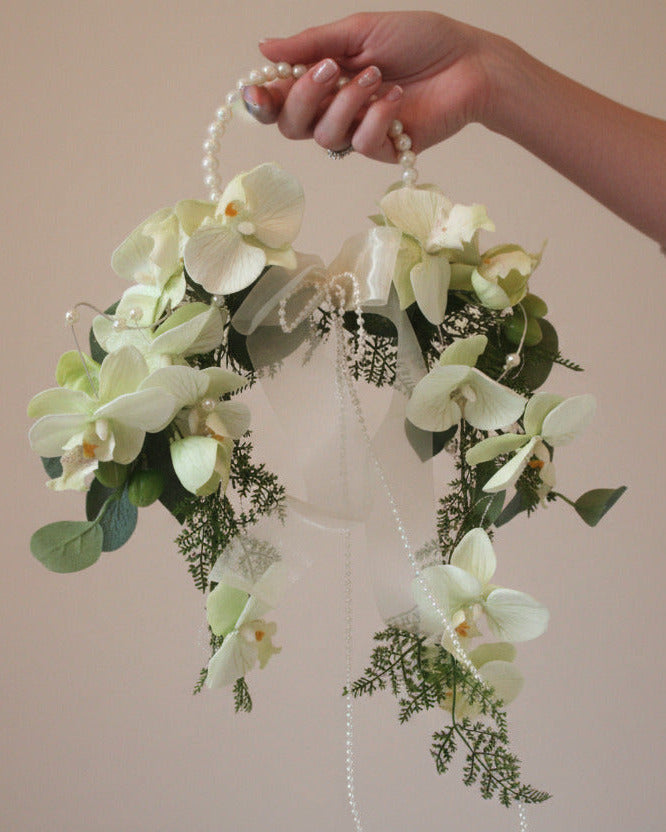 10491 Bridal bouquet orchid with many pearls hand bouquet