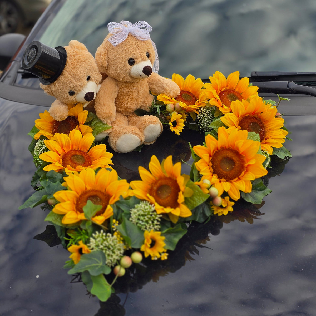 Brautauto Deko Bärenhochzeit Autoherz mit Sonnenblumen